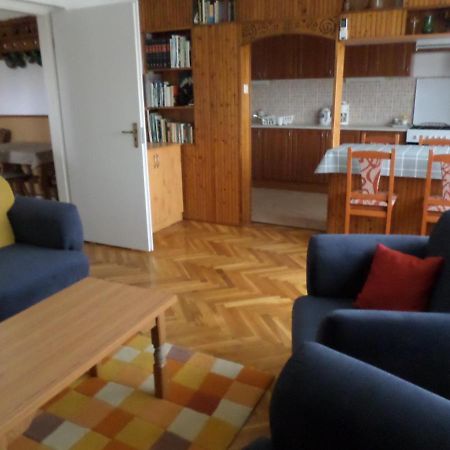 Szabadido Vendeghaz Apartment Revfulop Exterior photo